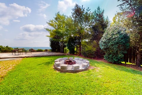 Home on 22 Acres Overlooking Lake Monroe House in Indiana