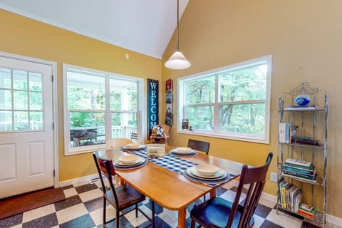 HomeSted Retreat: Secluded Home! House in Willamette Valley