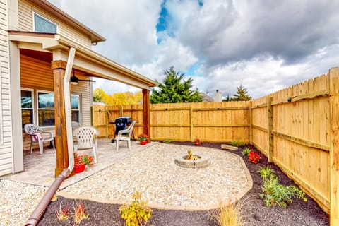 Laid Back, Dog-Friendly Indy 4BR w/ Patio House in Indianapolis