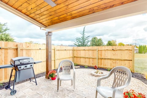 Laid Back, Dog-Friendly Indy 4BR w/ Patio House in Indianapolis