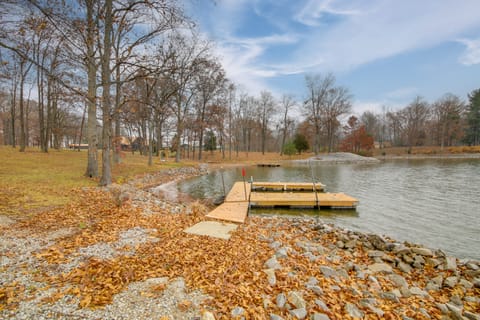 Waterfront Gem w/ Private Dock on Sullivan Lake! House in Indiana