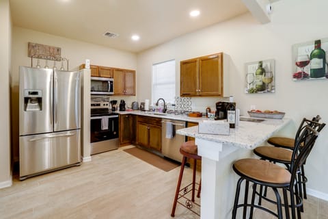 Hill Country Casita Near Guadalupe River! House in Bulverde