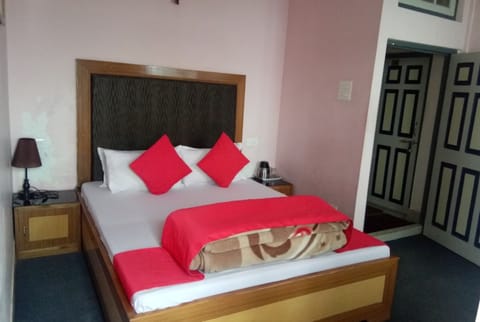 Superior Double Room | Free WiFi, bed sheets