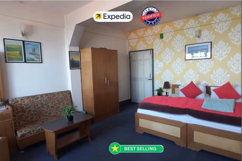 Executive Double Room | Free WiFi, bed sheets