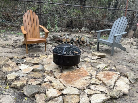 Firepit - let us know in advance and we will have wood for you