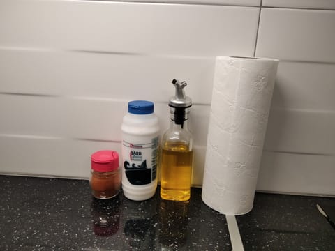 Bathroom amenities