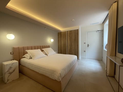 Luxury Double Room | Premium bedding, Select Comfort beds, soundproofing, free WiFi