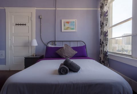 Economy Double Room, Shared Bathroom (Private Room) | Iron/ironing board, free WiFi, bed sheets