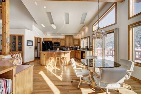 Premium House | Living area