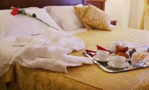 In-room safe, desk, cribs/infant beds, free WiFi