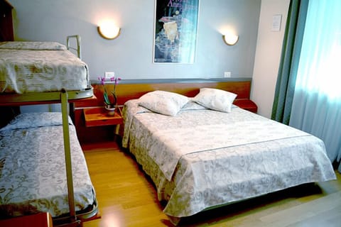 In-room safe, desk, cribs/infant beds, free WiFi