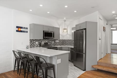 Quartz Counters in the Kitchen