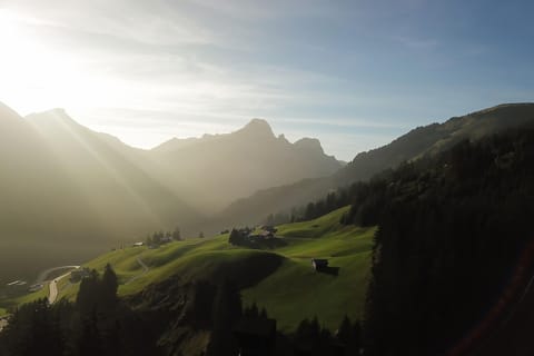 Surroundings [summer] (1-5 km)