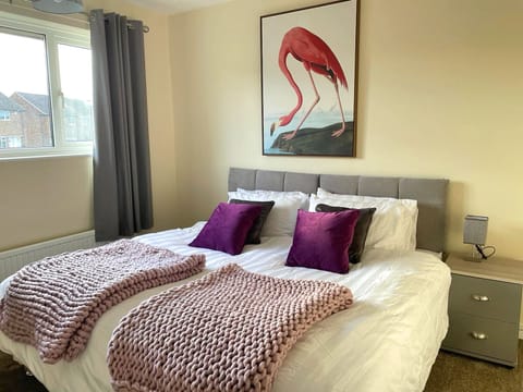 Comfort House | Iron/ironing board, free WiFi, bed sheets