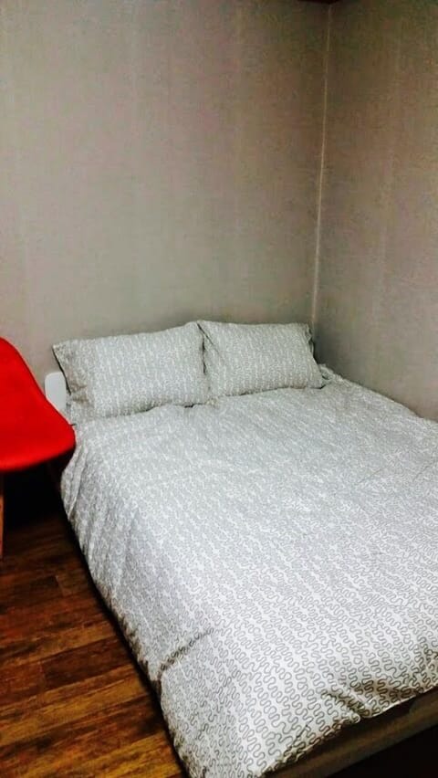 Apartment, 1 Bedroom | Iron/ironing board, rollaway beds, free WiFi