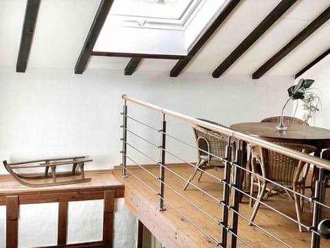 c5ecabca-2df9-458e-a62d-de66401908b0