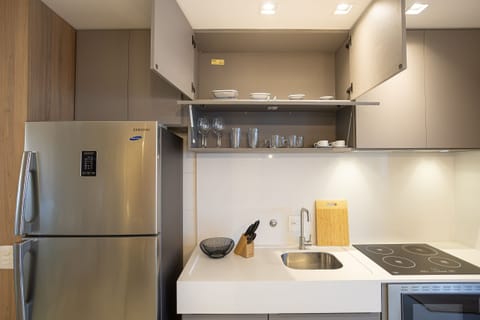 Apartment | Private kitchen | Fridge, cookware/dishes/utensils