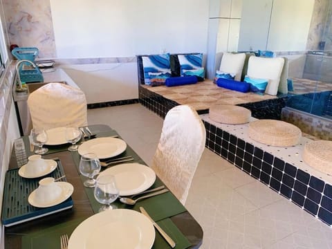 Comfort Double or Twin Room | Private kitchen | Microwave