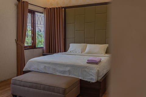 Deluxe Double Room | Free WiFi