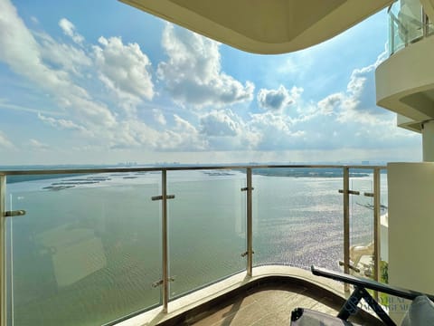 Design Apartment, 2 Bedrooms, Balcony, Sea View | Balcony view