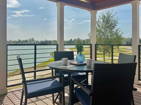 Premium Cottage, 1 Bedroom, Lake View | Terrace/patio