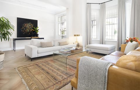 Deluxe Villa | Living area | Smart TV