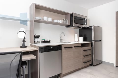 Studio Suite, 1 King Bed, Accessible (Hearing) | Private kitchen | Coffee/tea maker