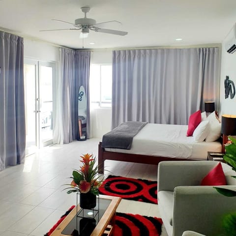 Honeymoon Studio Suite | Pillowtop beds, in-room safe, individually decorated