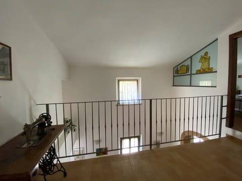 Autumn, Living Room, Spring, Summer