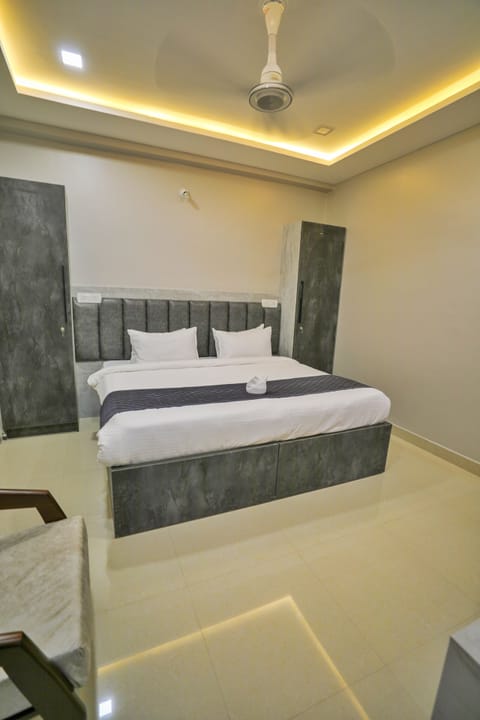 Standard Double Room | In-room safe, blackout drapes, free WiFi