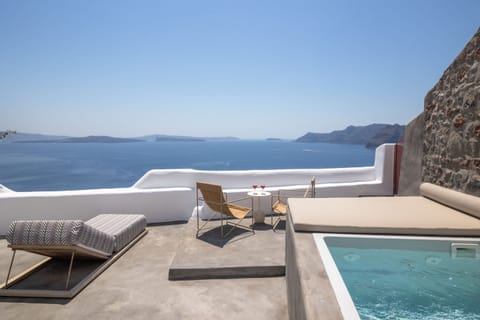 Romantic Apartment, Ensuite, Sea View (Theodora) | Outdoor spa tub