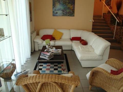 60-cm flat-screen TV with satellite channels