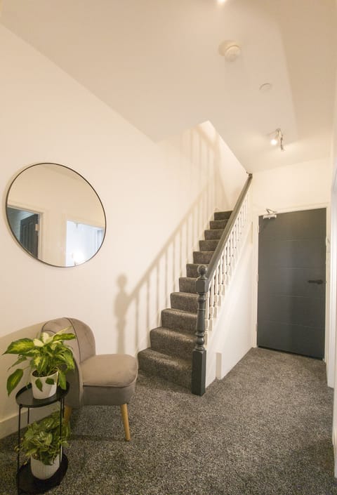 b96e307d-3628-452a-a785-cef2acb48afe