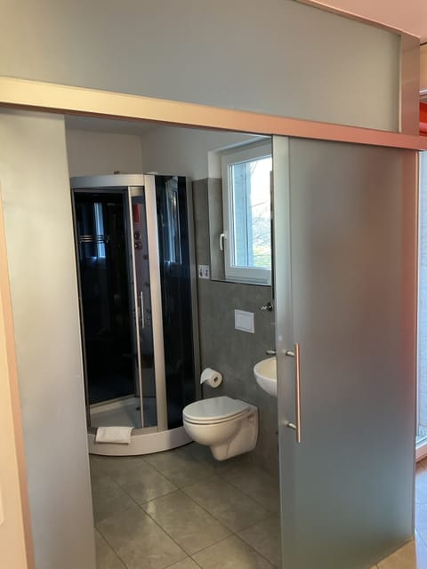 Standard Single Room, 1 Double Bed | Premium bedding, down comforters, pillowtop beds, individually decorated