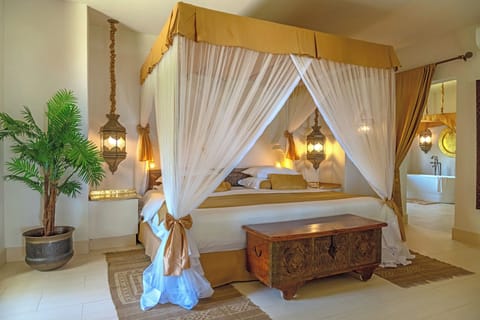 One-Bedroom Villa with Ocean Front | Premium bedding, minibar, in-room safe, individually decorated