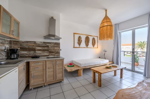 Kalimera Apartment 5, Modern furnished livingroom