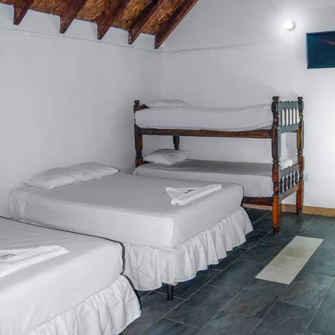 Standard Triple Room | Free WiFi