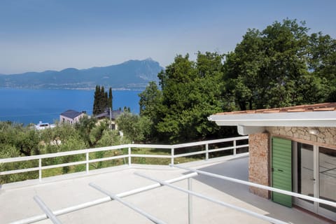 72c7956e-ef46-4ac9-b3e1-2239b092233a