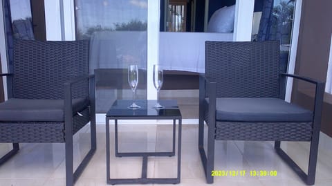 Premium Studio Suite | Terrace/patio