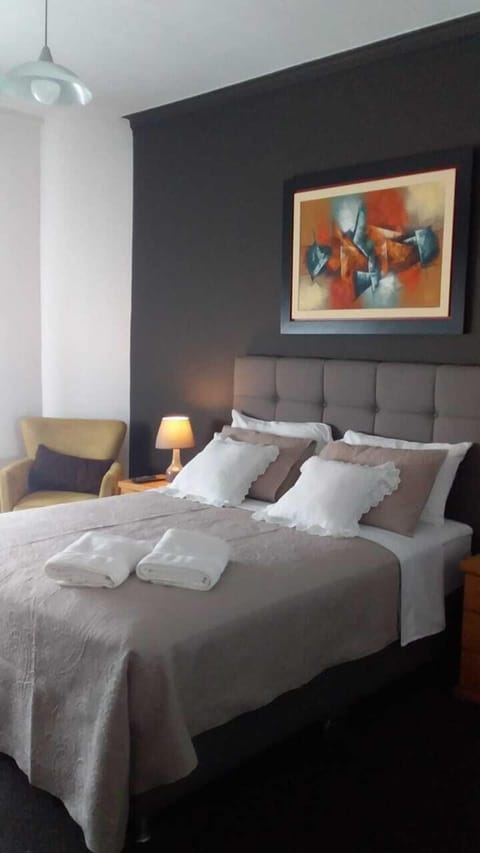 Junior Suite | Iron/ironing board, free WiFi, bed sheets