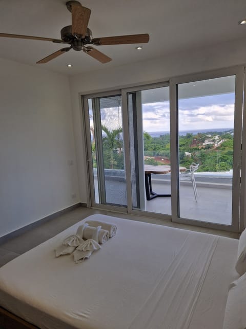 Panoramic Room, 2 Bedrooms, Pool Access, Ocean View | Frette Italian sheets, premium bedding, memory foam beds, in-room safe