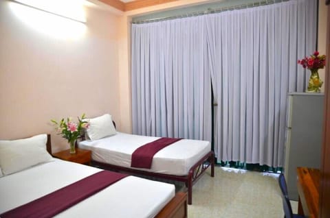 Luxury Double Room | Laptop workspace, free WiFi