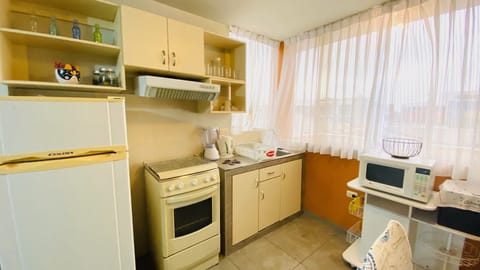 Family Apartment | Free WiFi, bed sheets