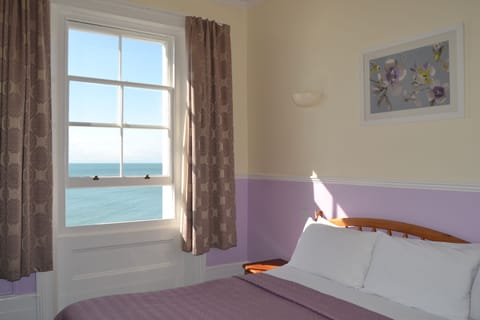 Double Room, Sea View | Individually decorated, individually furnished, iron/ironing board