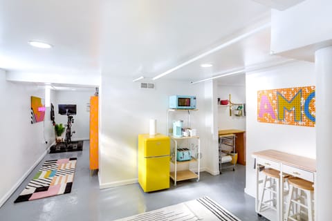 Kitchenette | Hot Plate | Keurig | Toaster