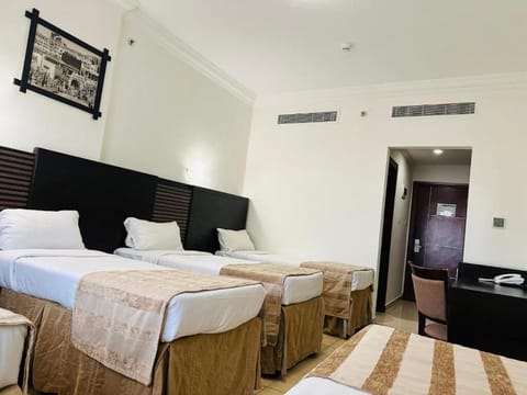 Deluxe Quadruple Room | Free WiFi