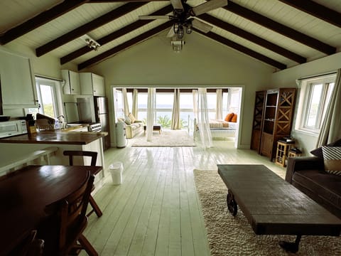 Honeymoon Suite, Ocean View | Private kitchen