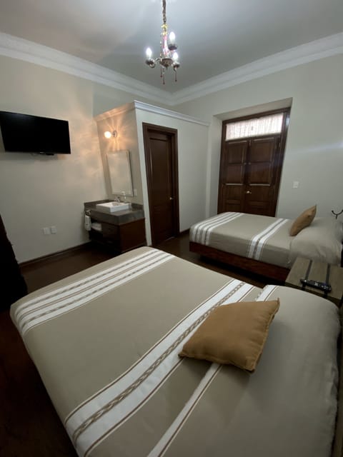 Superior Double Room | Desk, iron/ironing board, free WiFi