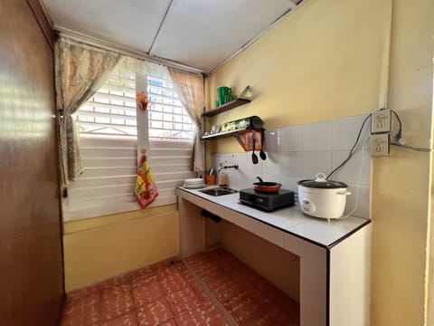 Apartment | Private kitchen | Rice cooker