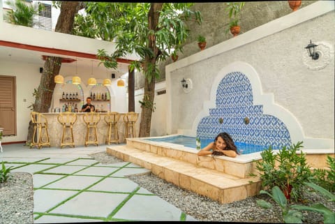Outdoor pool, free cabanas
